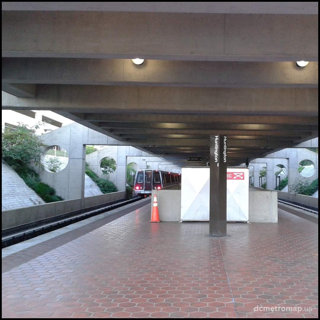 Huntington DC Metro